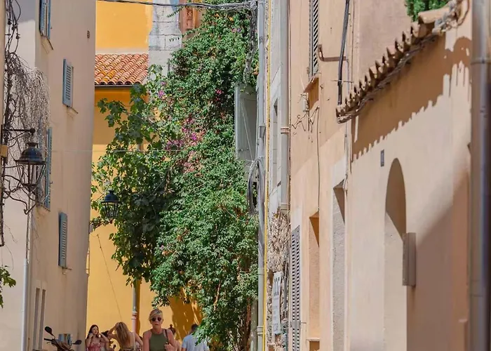 La Ponche X Les Graniers - Old Village - Shellter Apartment